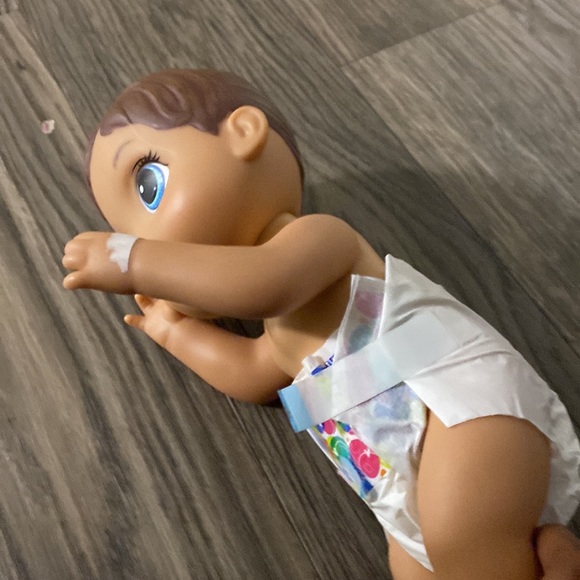 Baby doll a fidget - Picture 2 of 6